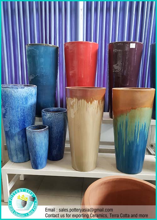 Tall Glazed Ceramic Garden Pots , Flower Vase. Decor ware: Garden decoration with pottery