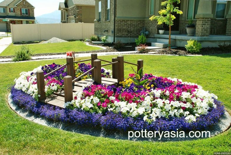 How to design beautiful flower tub in front of the house